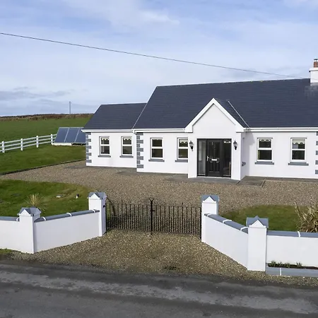 Dom wakacyjny Matthews Sleeps 6 By Trident Homes *